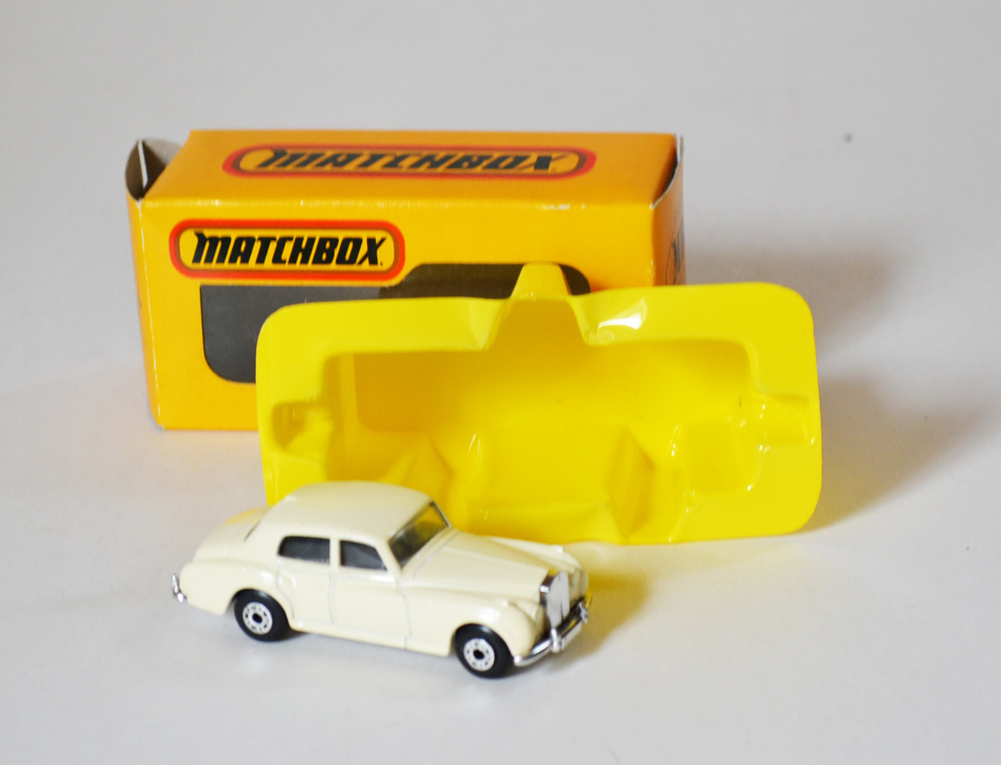 1985年 マッチボックス ロールスロイス シルバー クラウド