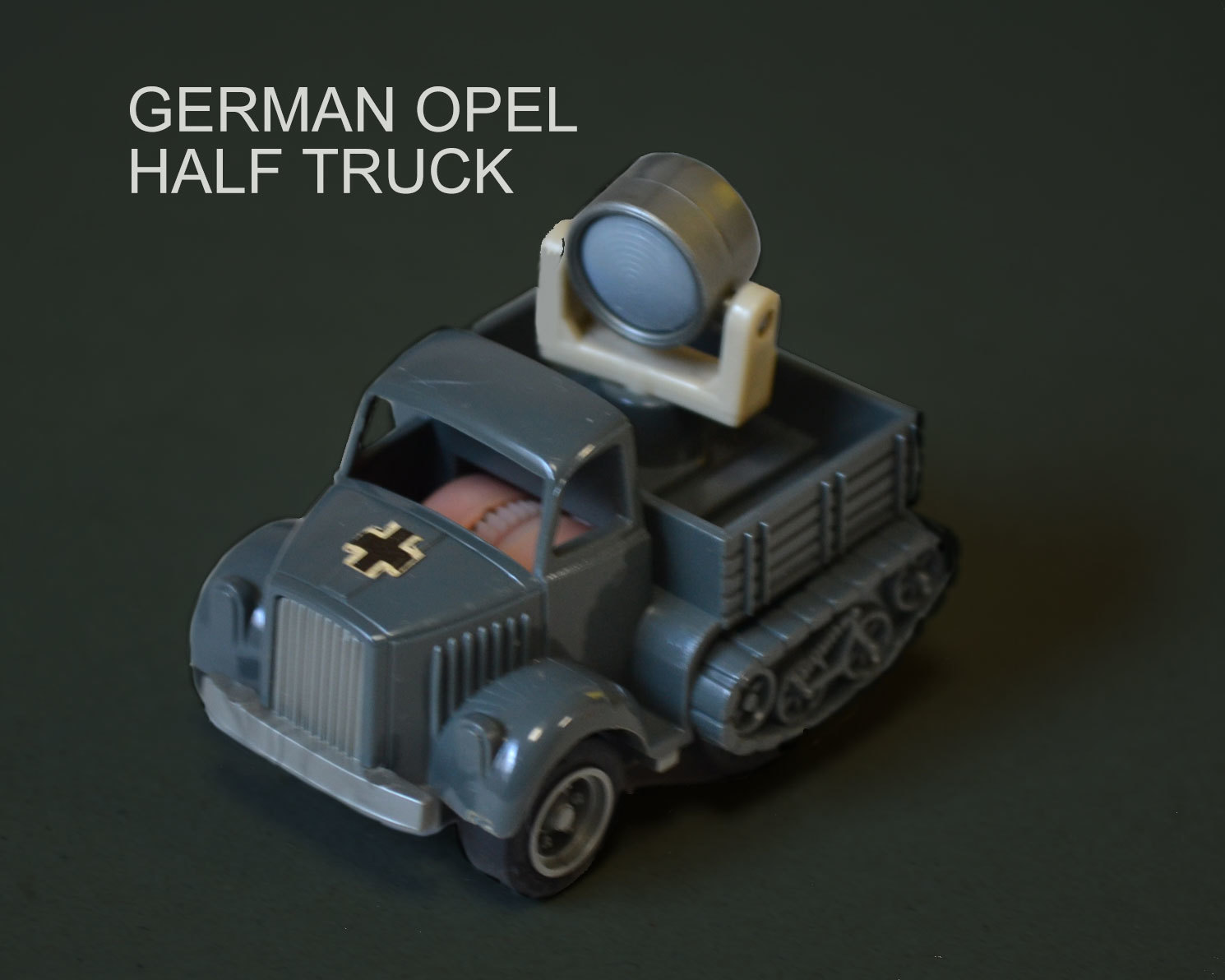 コンバットチョロQ ドイツ軍 オペル・ハーフトラック サーチライト 