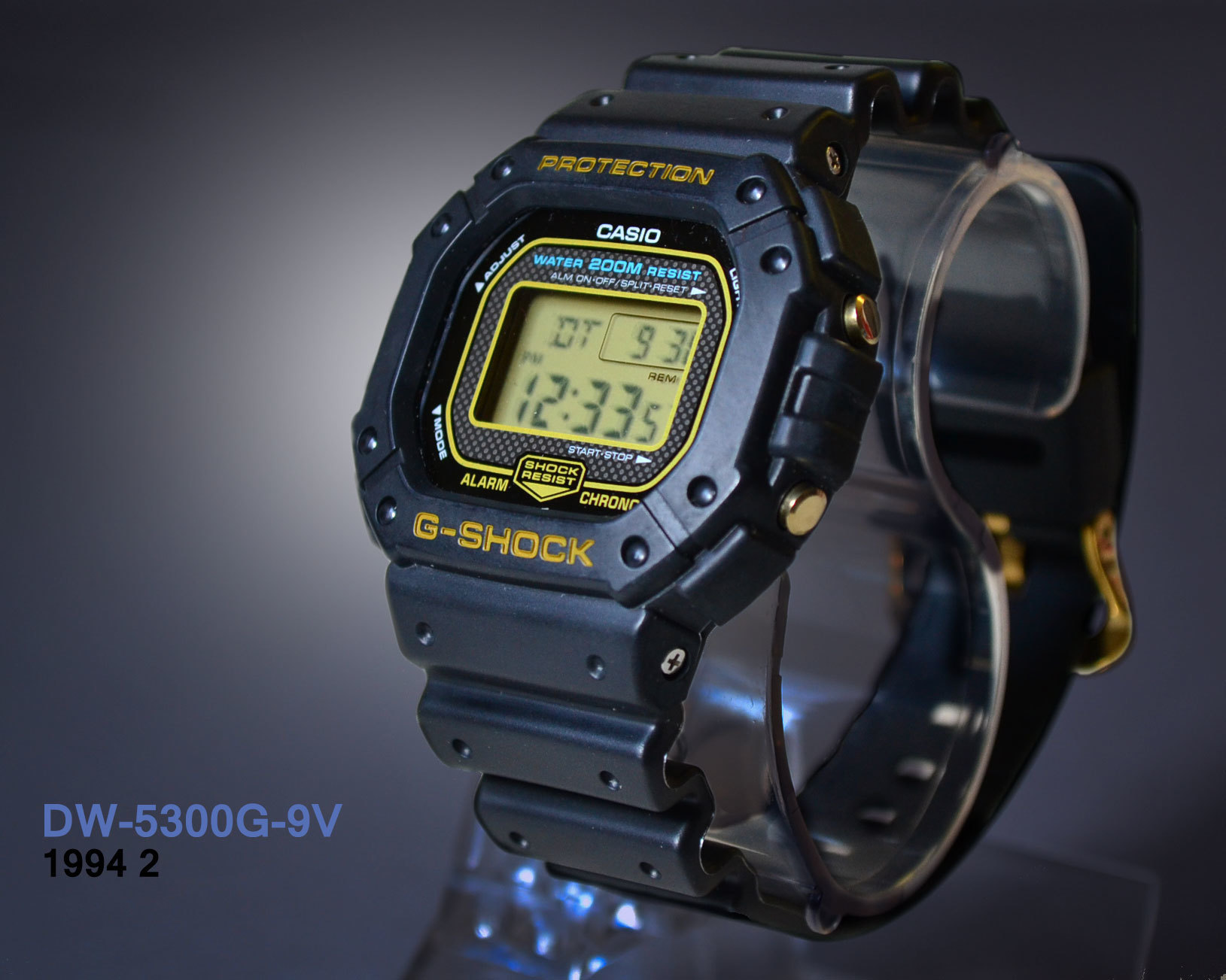 G-SHOCK DW-5300G-9V ゴールドバージョン スピードモデル: Cochi.ka.ka